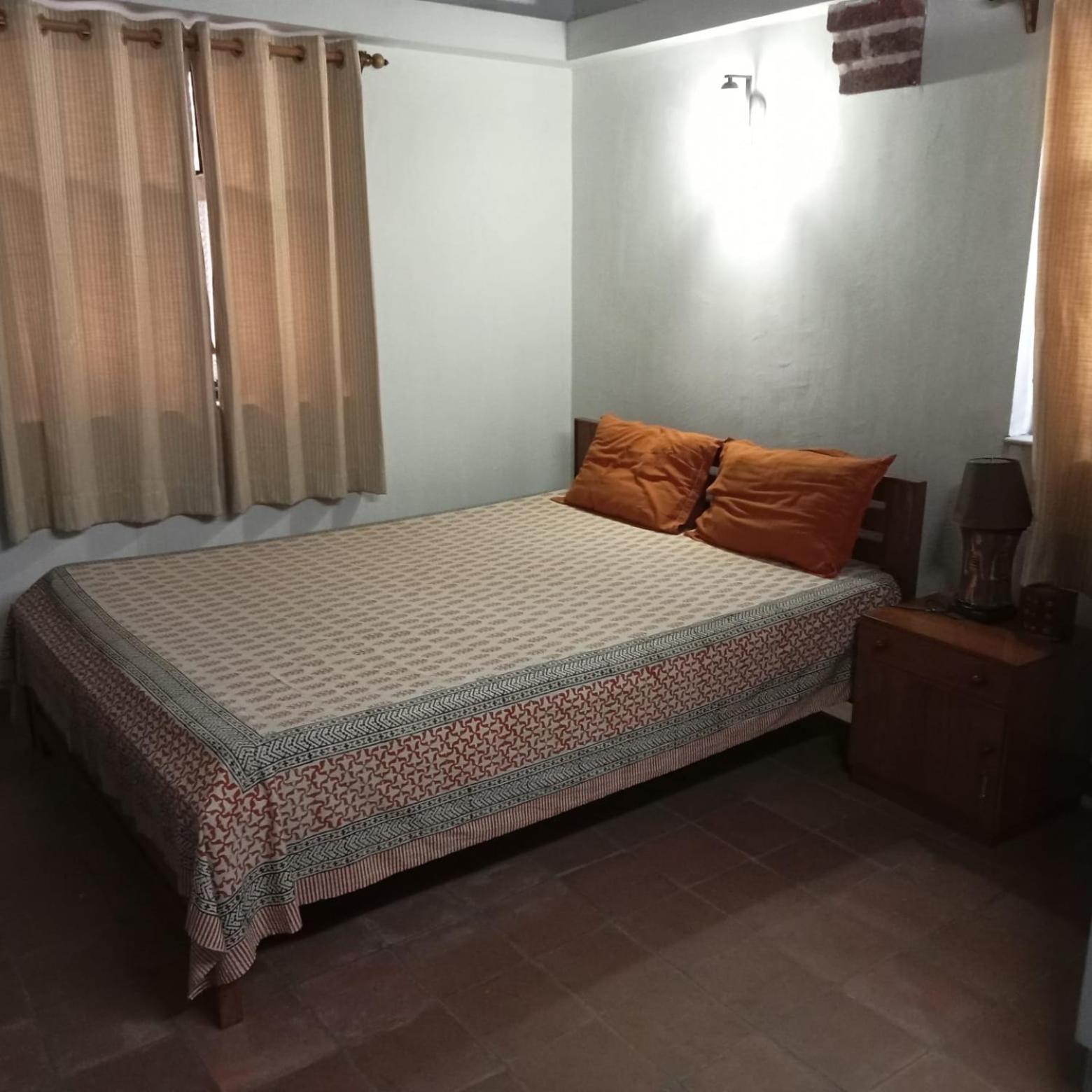 Best Family Homestay - Aamar Bari, Santiniketan ชานตี นิเคทัน ภายนอก รูปภาพ