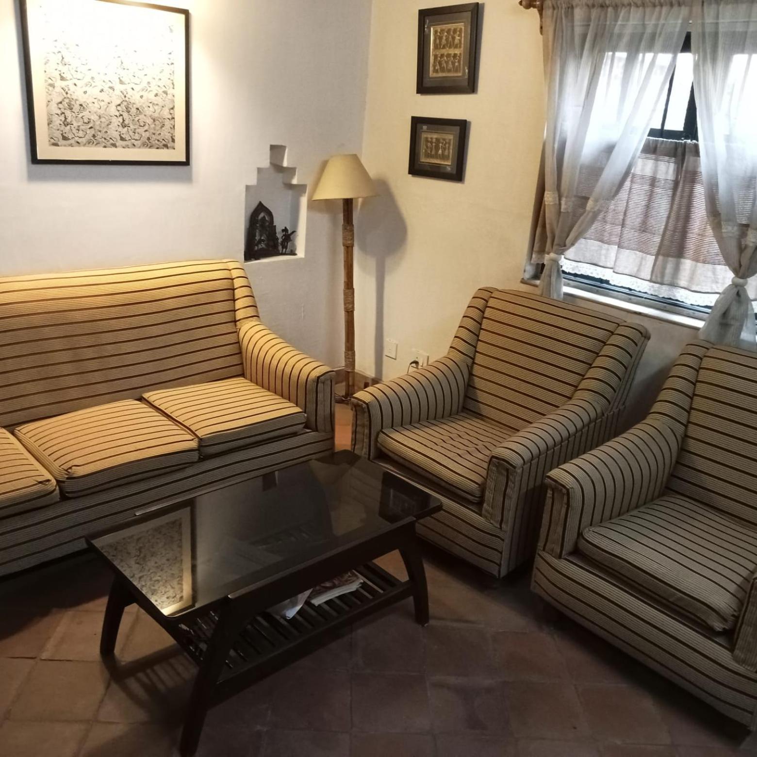 Best Family Homestay - Aamar Bari, Santiniketan ชานตี นิเคทัน ภายนอก รูปภาพ