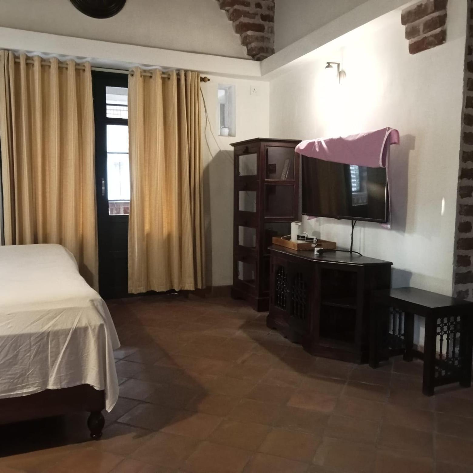 Best Family Homestay - Aamar Bari, Santiniketan ชานตี นิเคทัน ภายนอก รูปภาพ
