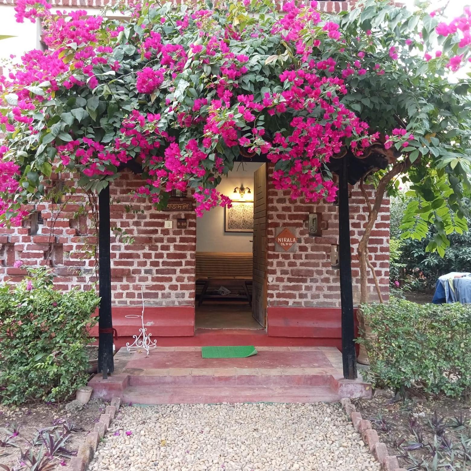 Best Family Homestay - Aamar Bari, Santiniketan ชานตี นิเคทัน ภายนอก รูปภาพ